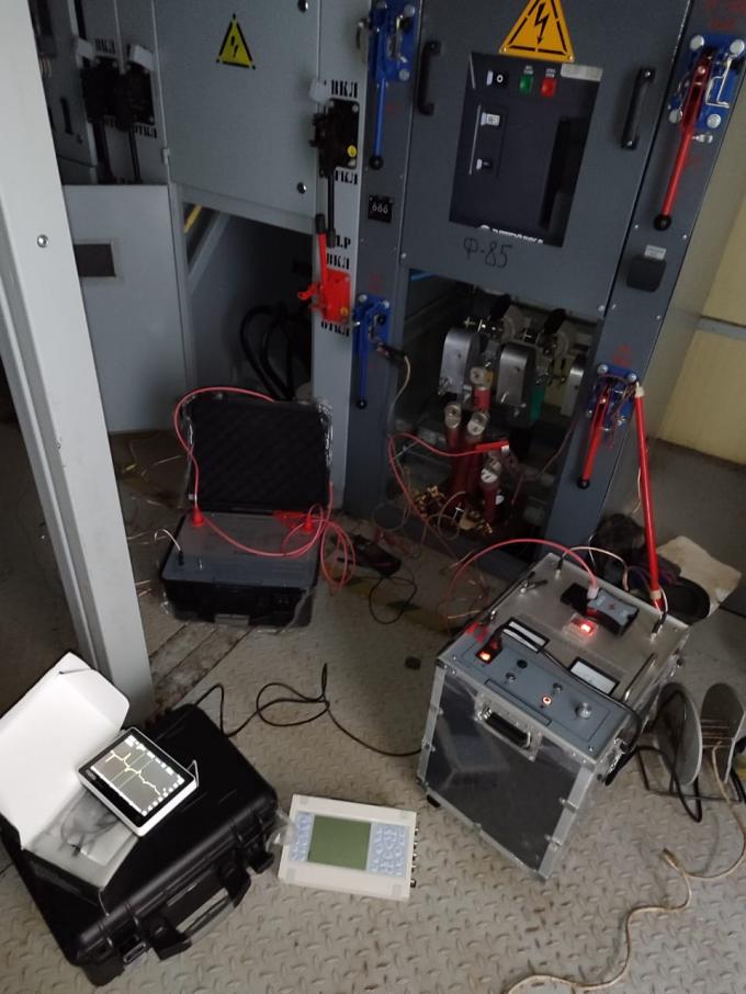 35kV darbe voltajı ve 2450J boşaltma enerjisi ile yüksek voltajlı flashover hatası testi için yüksek voltajlı dalgalanma jeneratörü 5